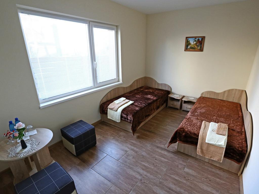 Juro Guest House Σιαουλιάι Εξωτερικό φωτογραφία